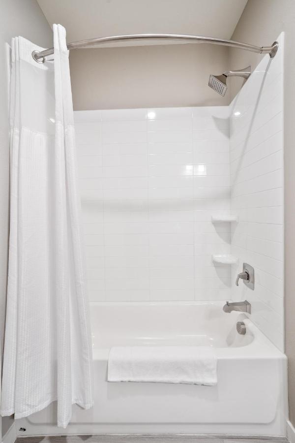 Apartamento Gia Chic Modern 2 Bedroom With Swimming Pool At Encore Tessera *
