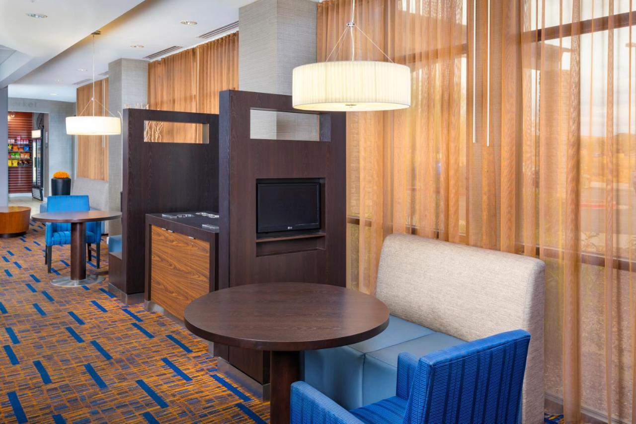 Hotel Courtyard North / Happy Valley 3*