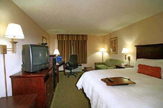 Comfort I-10 West At 51st Ave Inn