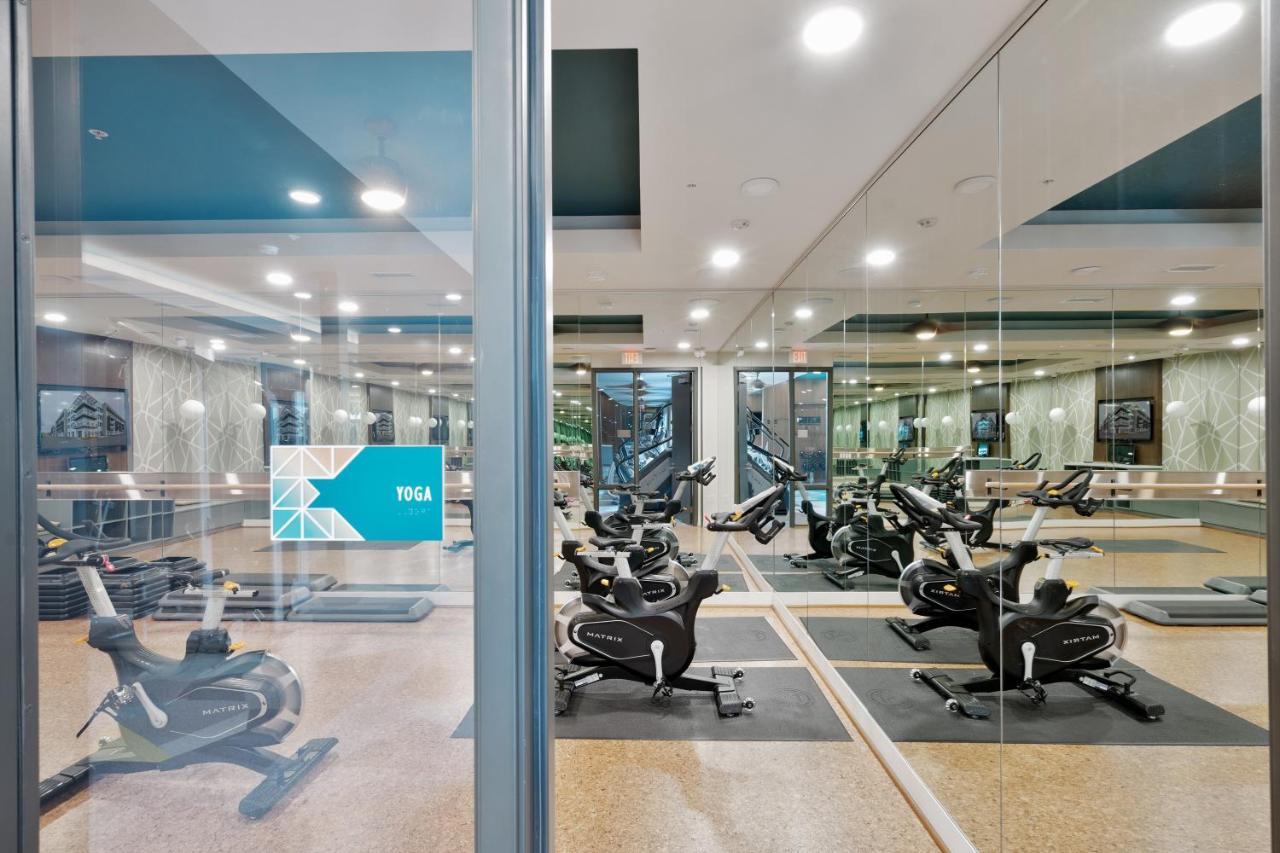 Gia Chic Modern 2 Bedroom With Swimming Pool At Encore Tessera Apartamento *