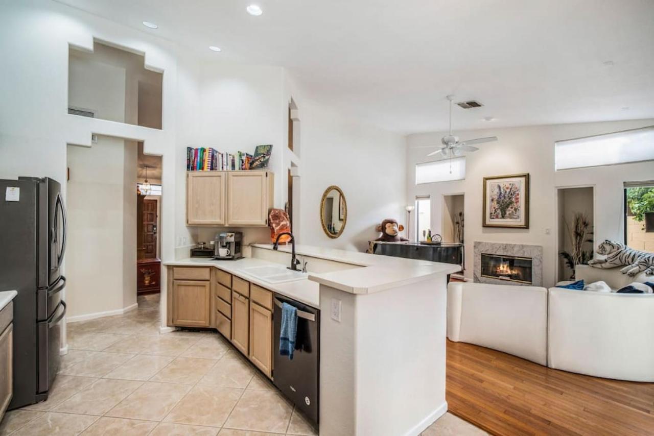 Beautiful Scottsdale Escape Heated Pool, Spa, & Putting Phoenix