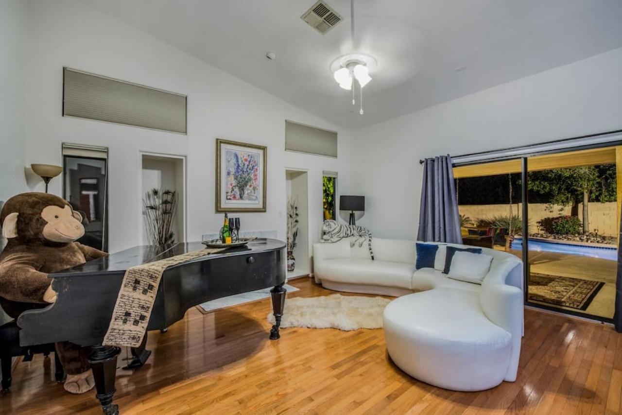 Beautiful Scottsdale Escape Heated Pool, Spa, & Putting Holiday home Phoenix