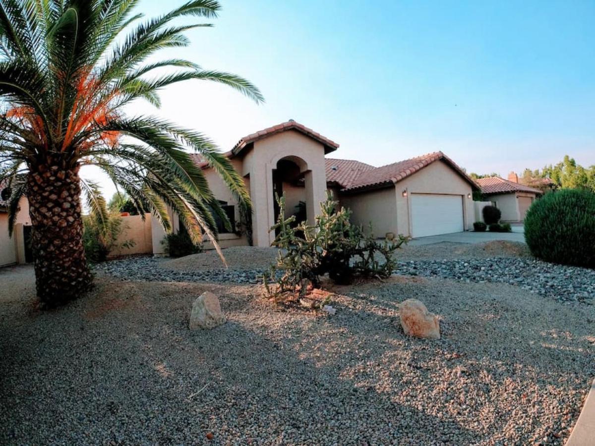 Beautiful Scottsdale Escape Heated Pool, Spa, & Putting Phoenix