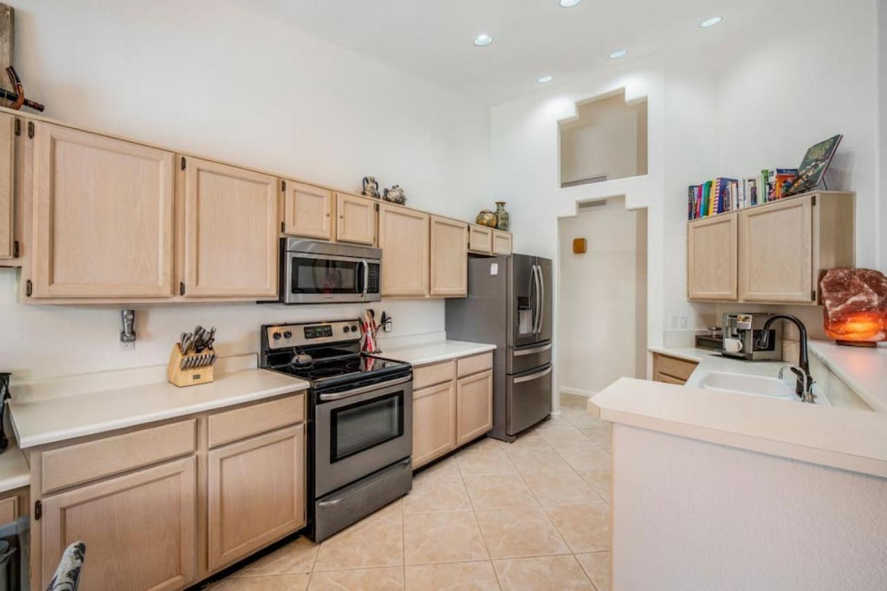 Beautiful Scottsdale Escape Heated Pool, Spa, & Putting * Phoenix