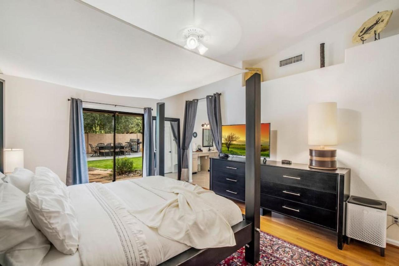 Beautiful Scottsdale Escape Heated Pool, Spa, & Putting *