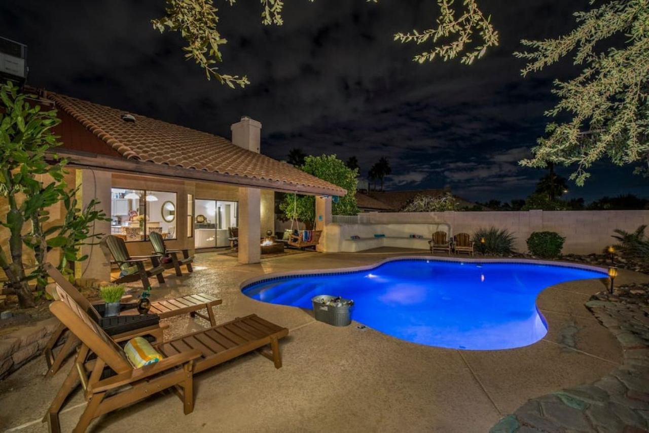Beautiful Scottsdale Escape Heated Pool, Spa, & Putting Holiday home