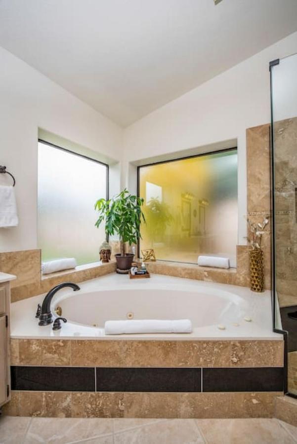 Beautiful Scottsdale Escape Heated Pool, Spa, & Putting * Phoenix