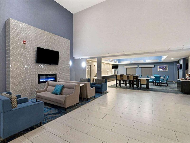 La Quinta By Wyndham I-10 West Hotel