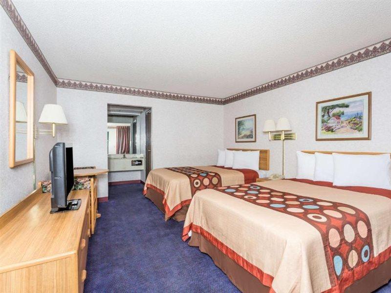 Hotel Days By Wyndham West