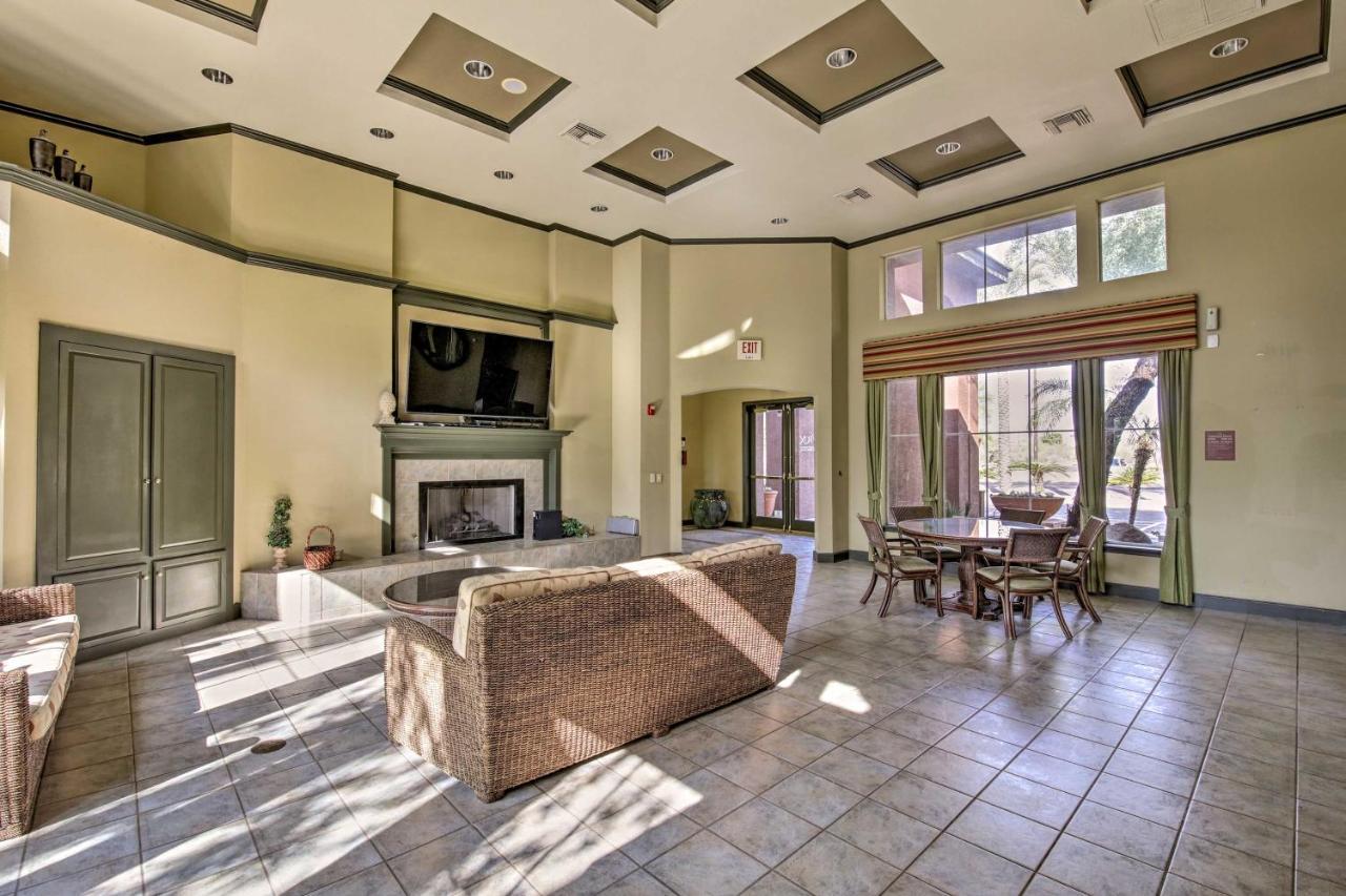 Red Rox With Patio About 3 Mi To Airport Apartment Phoenix