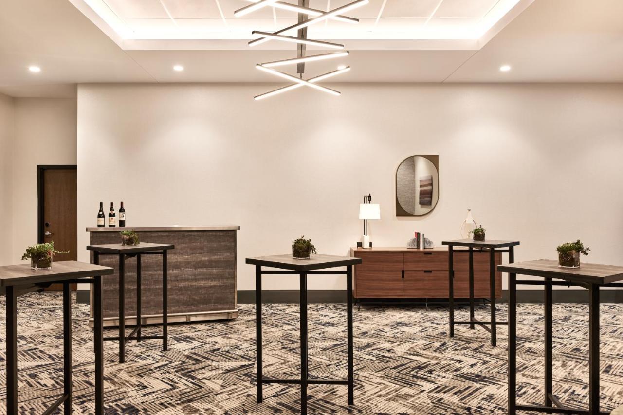 Hyatt Place Phoenix/downtown Hotel