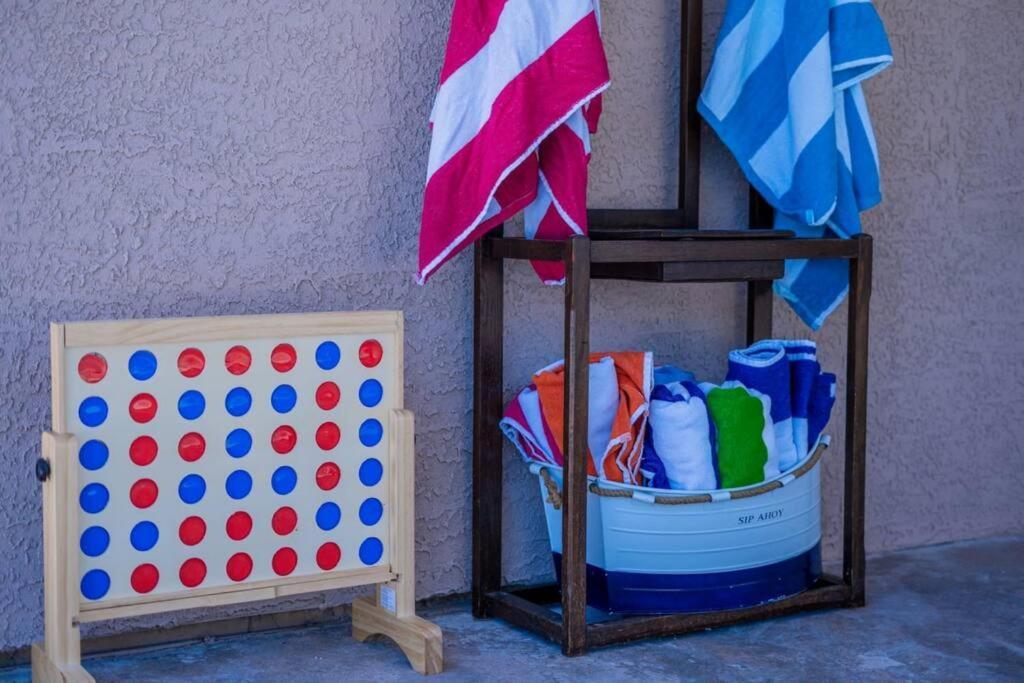 Fab Phx Getaway W/ Pool & Fire Pit Holiday home *