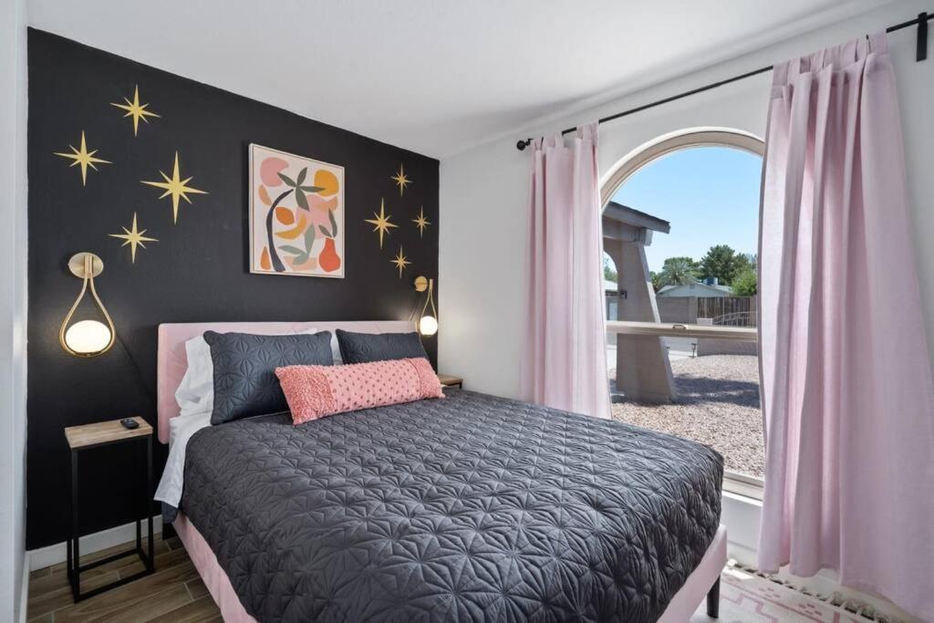Fab Phx Getaway W/ Pool & Fire Pit Phoenix