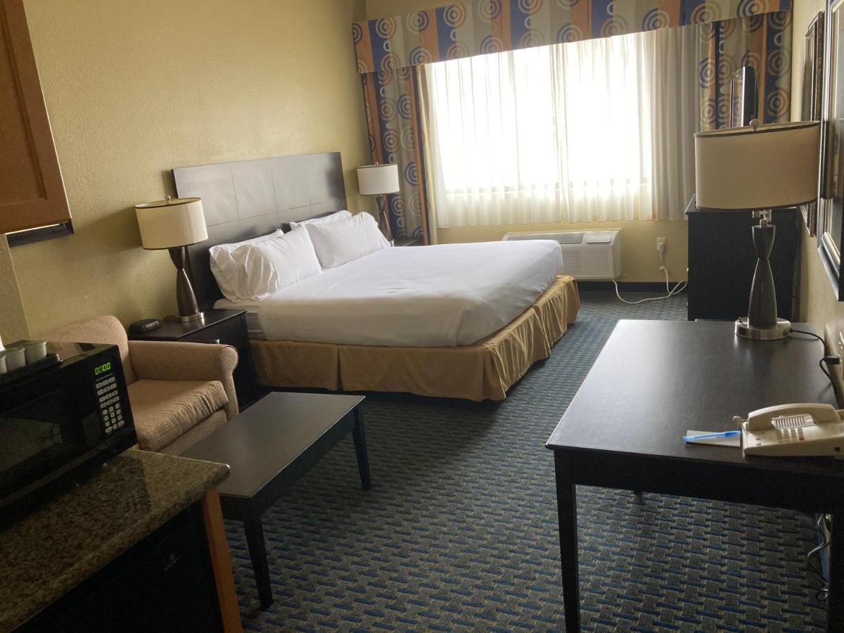 Fairfield By Marriott & South Mountain Area Hotel *