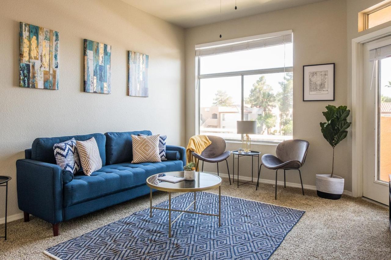 Frontdesk North Scottsdale Paradise Valley Apts * Phoenix