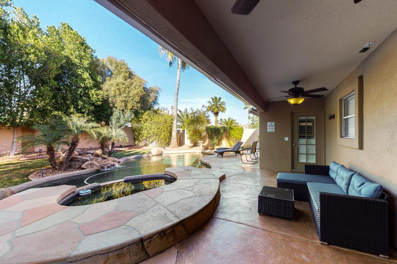 Luxe Lakewood * Phoenix