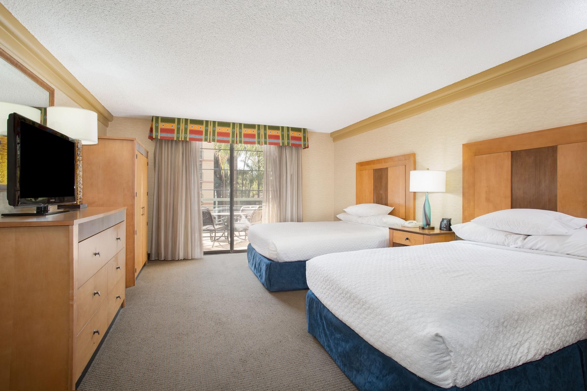 Hotel Embassy By Hilton Biltmore 3*