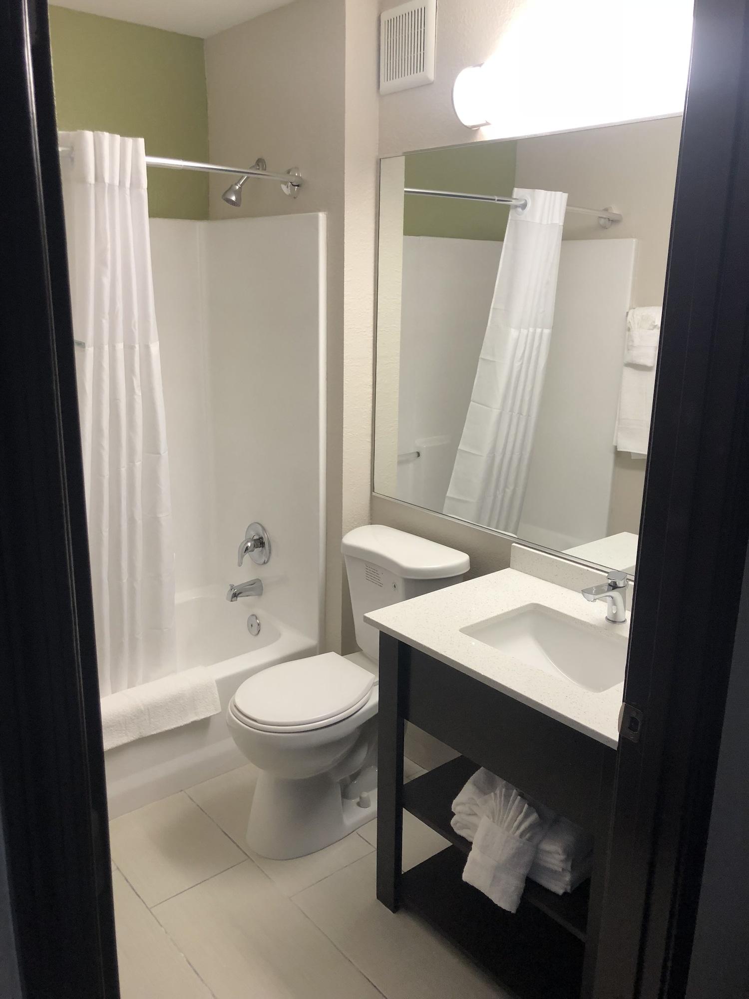 Hotel Baymont By Wyndham I-10 Near 51st Ave Phoenix