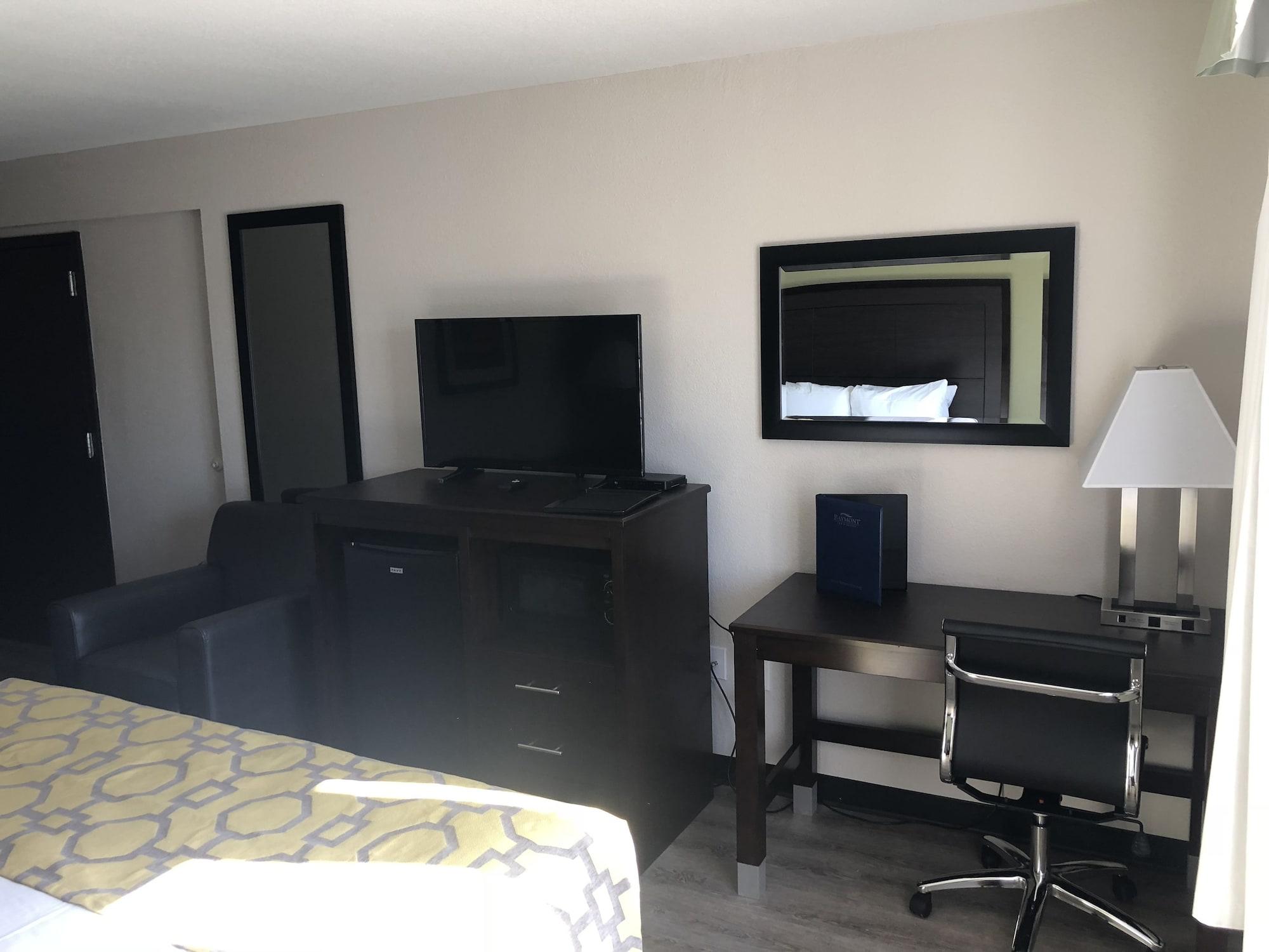Hotel Baymont By Wyndham I-10 Near 51st Ave Phoenix