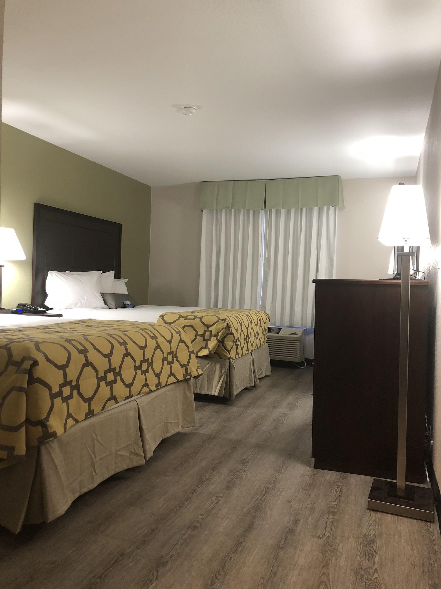 Baymont By Wyndham I-10 Near 51st Ave Hotel