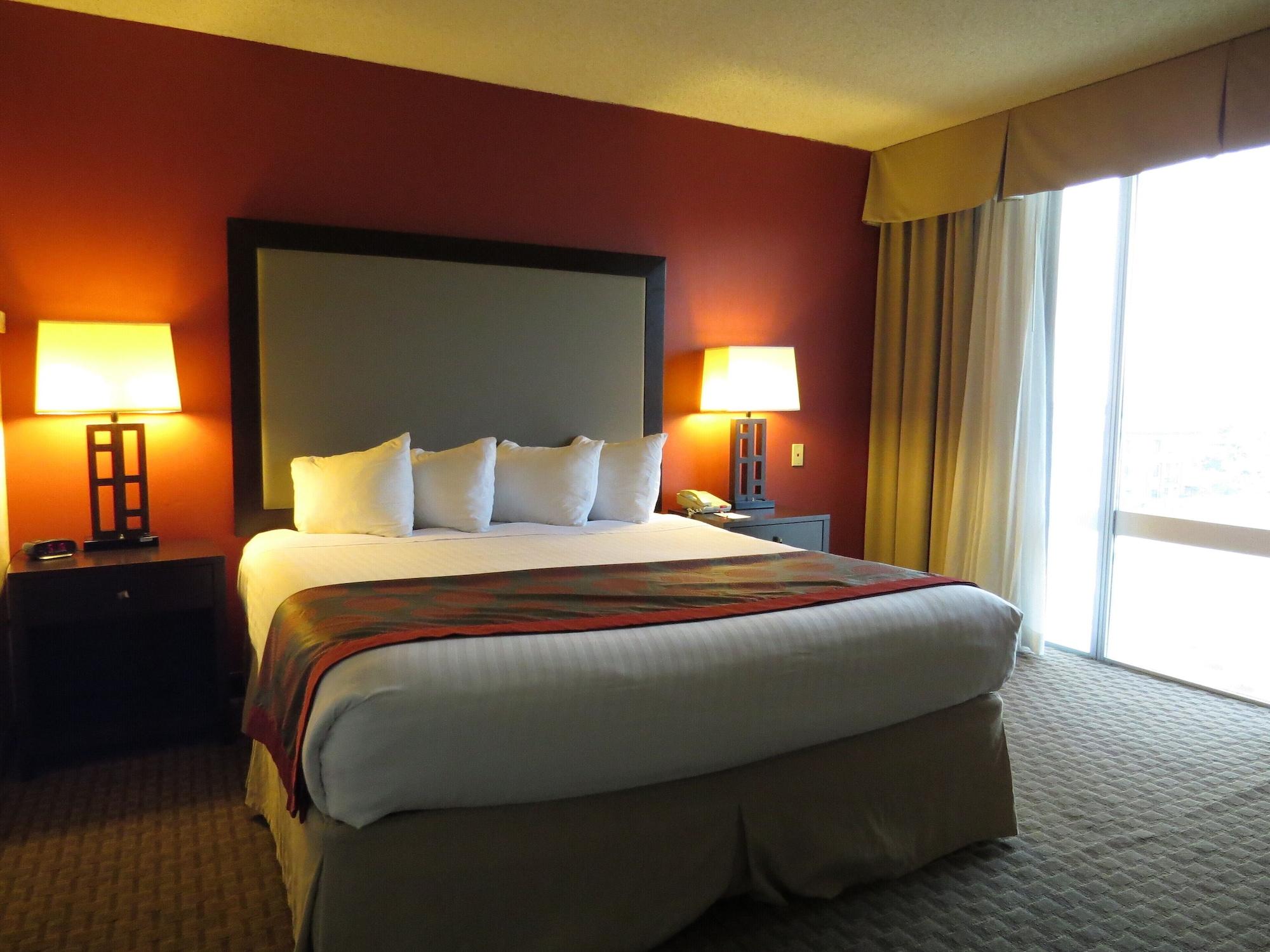 Express & - Midtown, An Ihg Hotel Phoenix