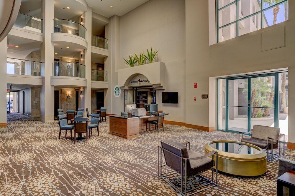 Hotel Hilton Airport