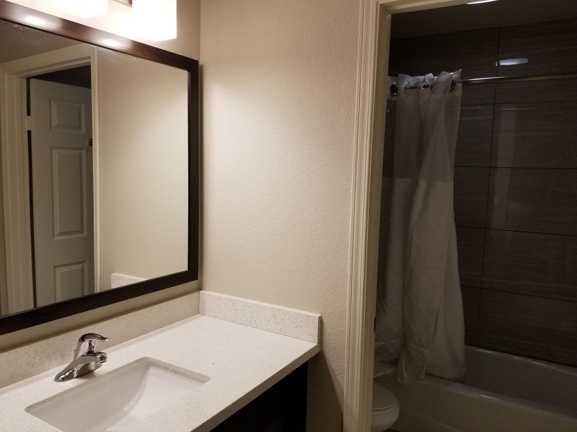Western North 3* Phoenix