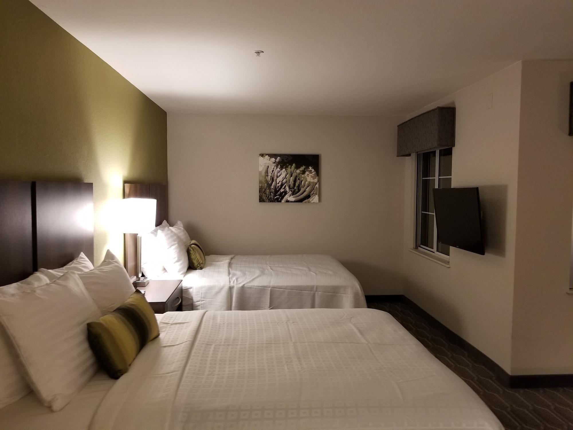 Western North Hotel 3*