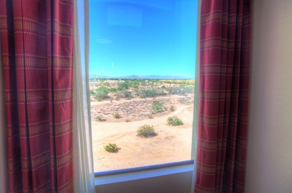 Express & - North - Scottsdale By Ihg Hotel 3*