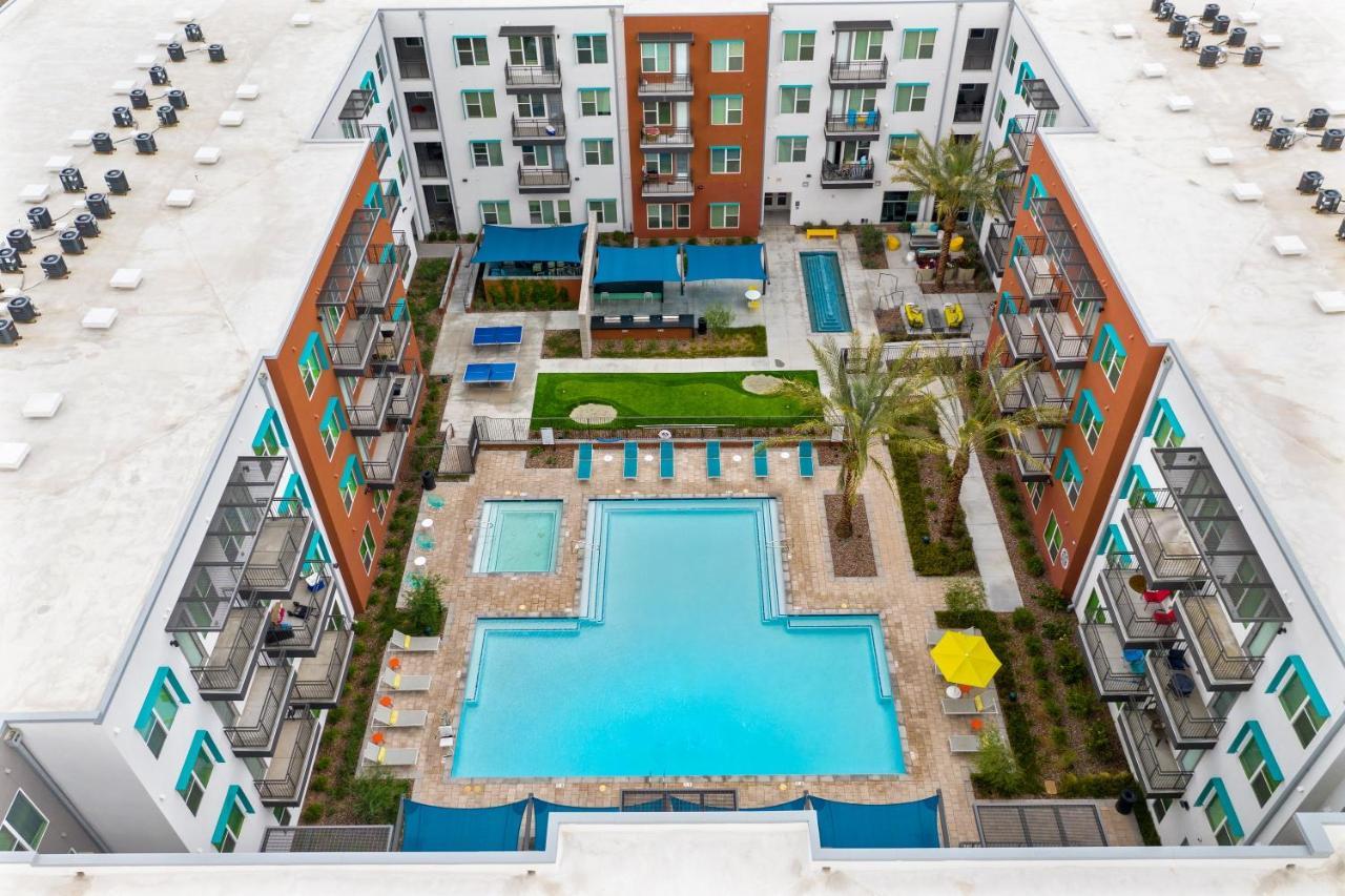 Stay Gia Modern 2 Bedroom Apartment With Swimming Pool Apartment