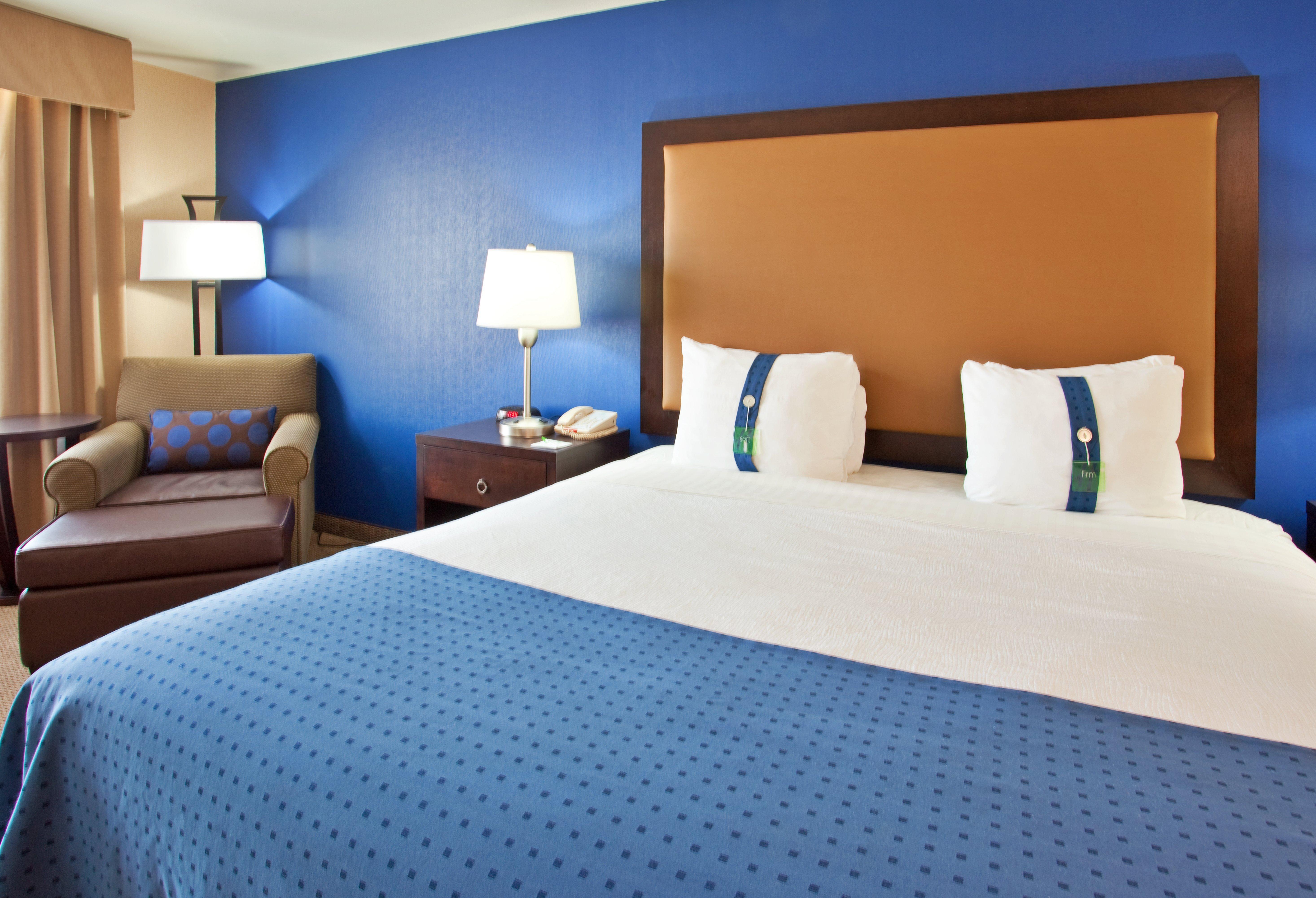 Holiday & Airport By Ihg Phoenix