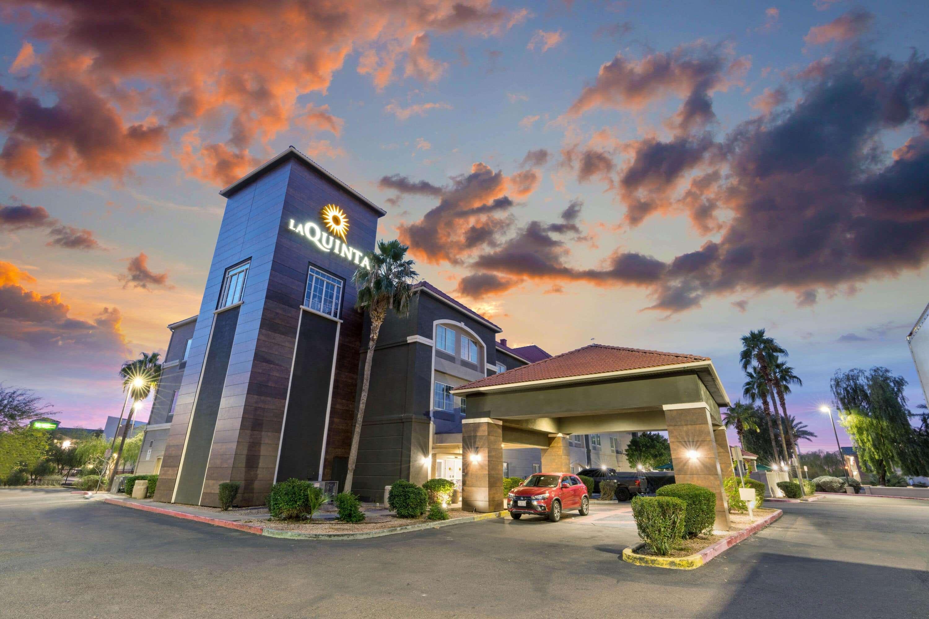 La Quinta By Wyndham I-10 West 3*