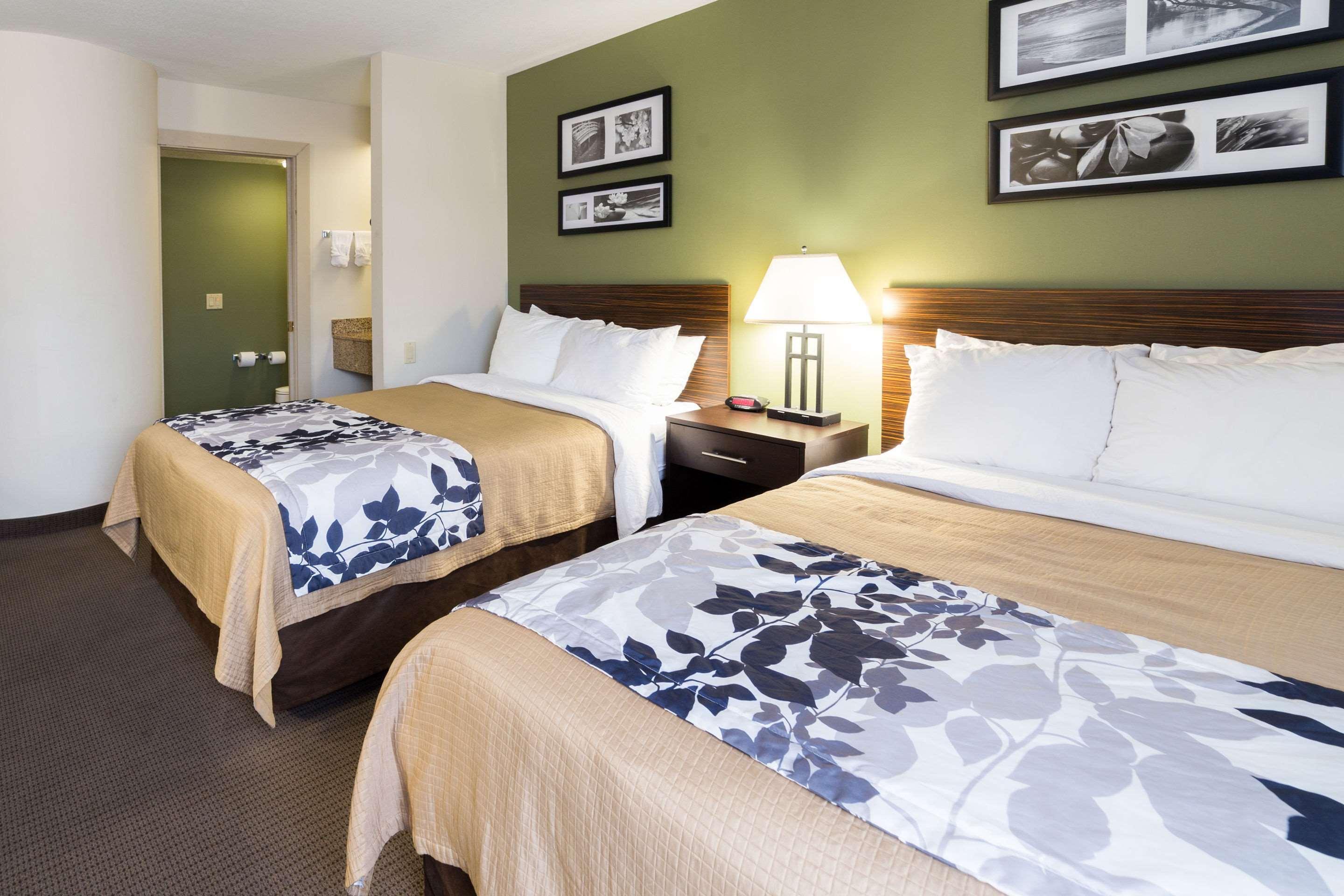 Hotel Sleep Airport 2*