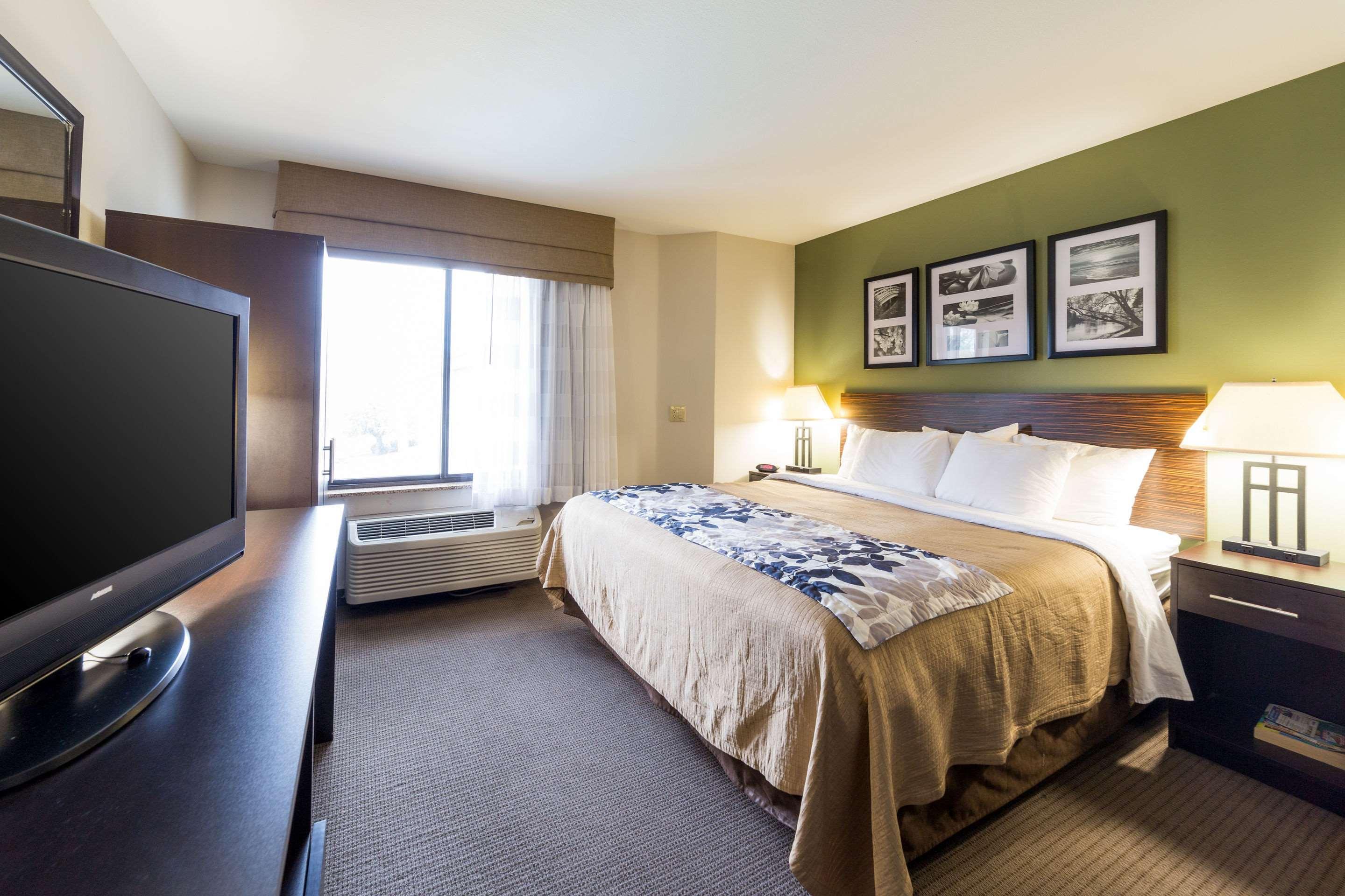 Sleep Airport Hotel