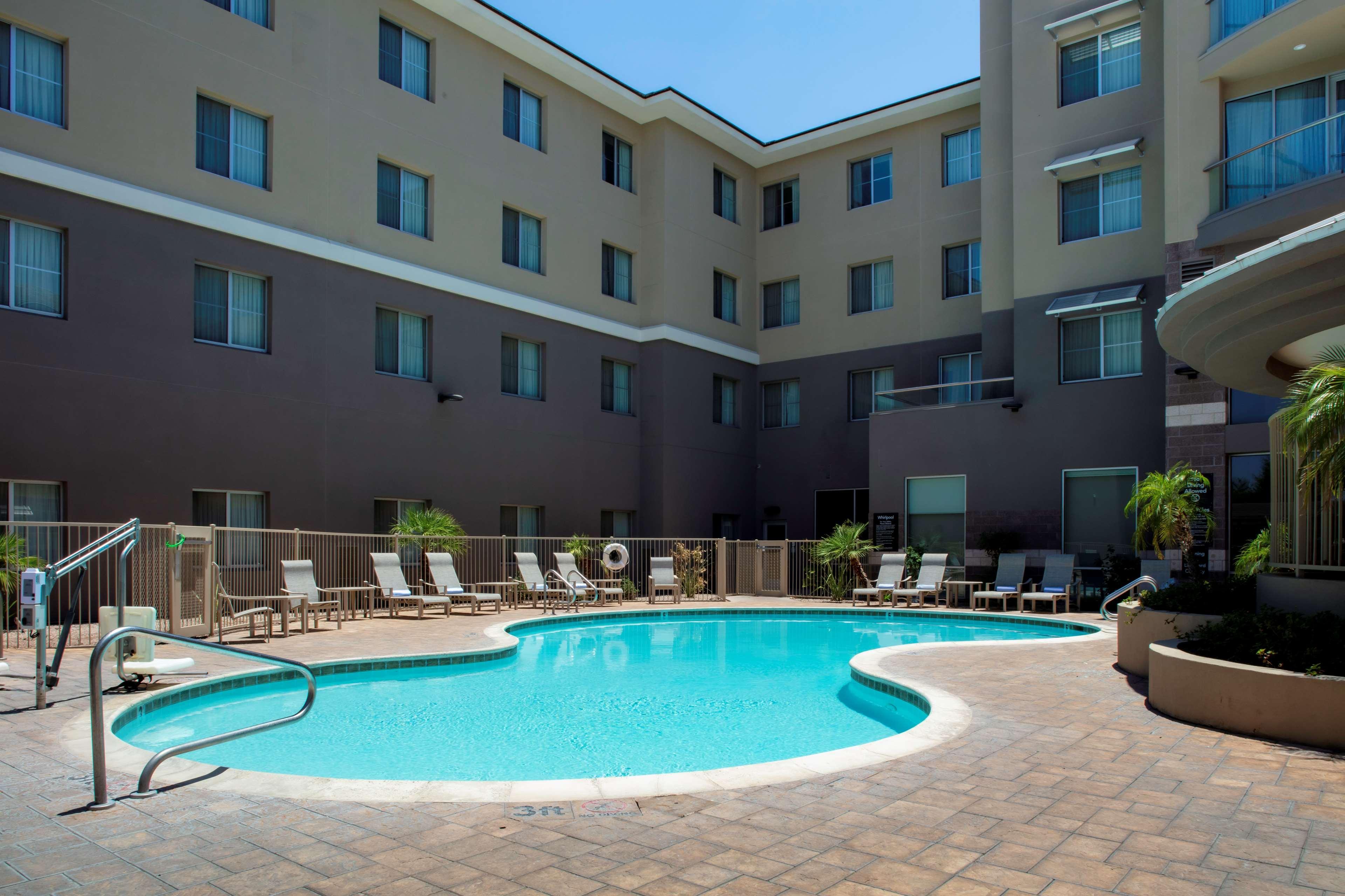 Hotel Homewood By Hilton Airport South