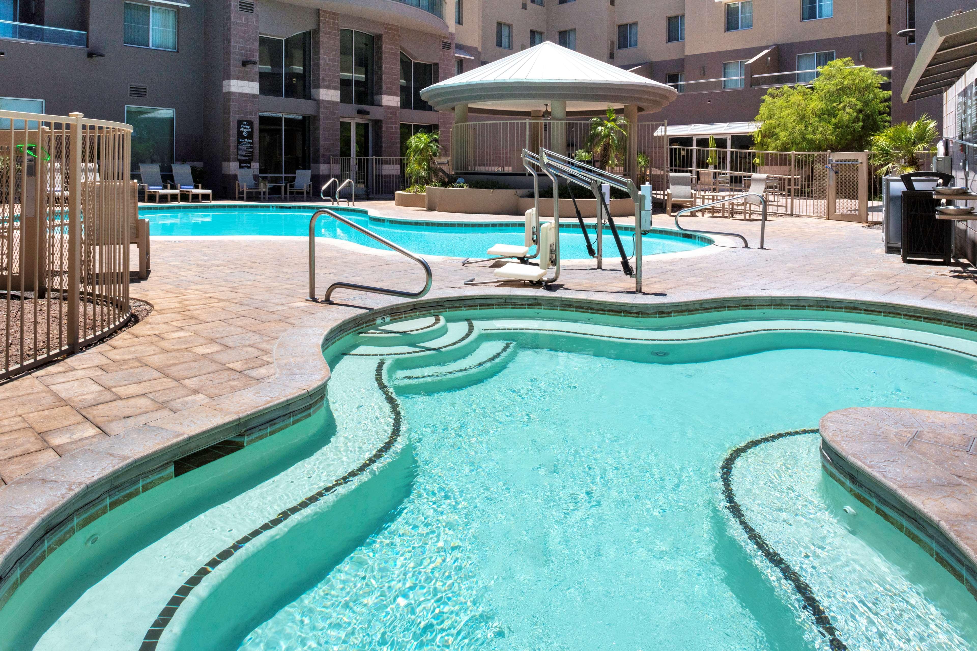 Homewood By Hilton Airport South 3*