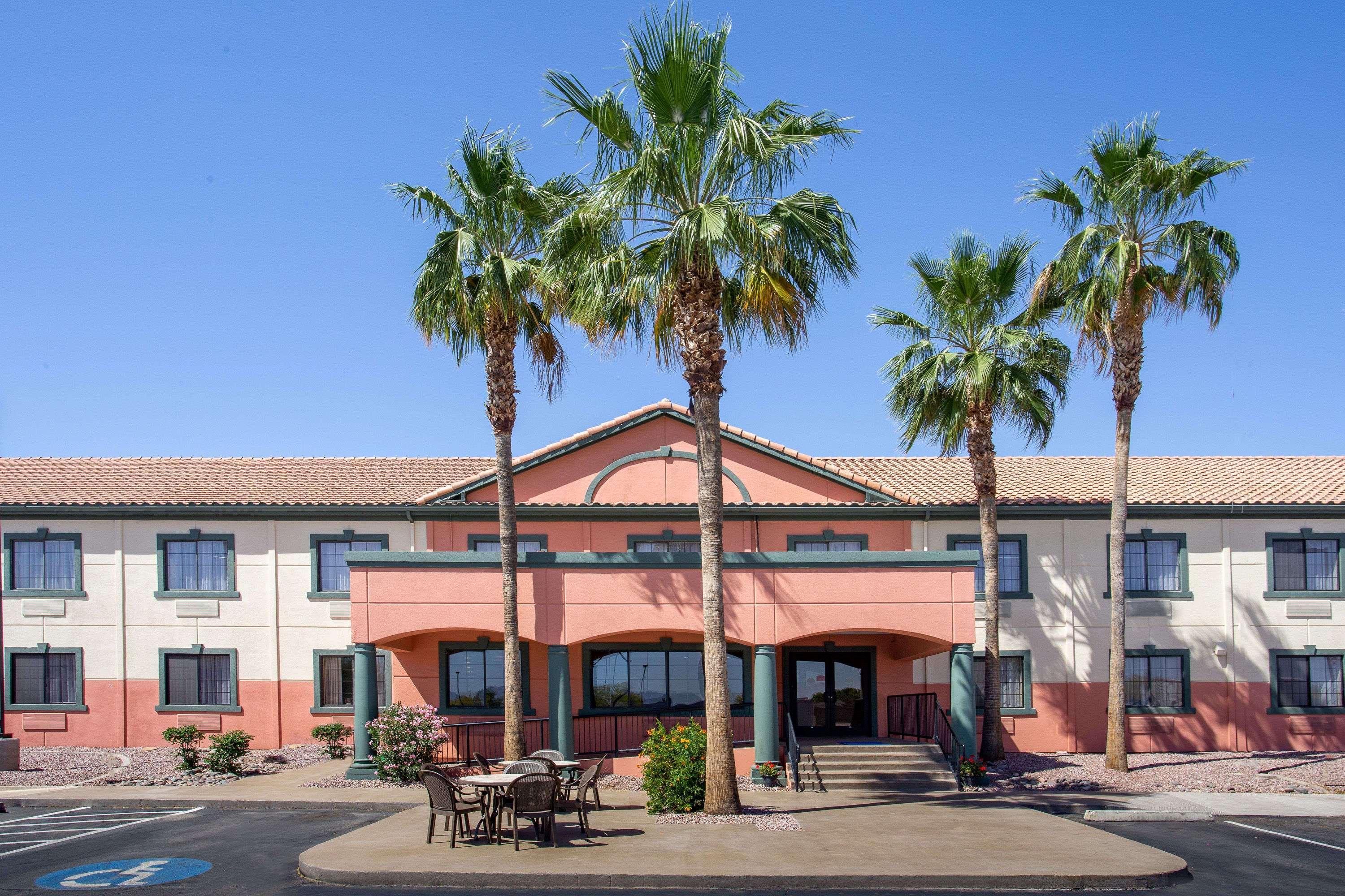 Baymont By Wyndham I-10 Near 51st Ave 2* Phoenix