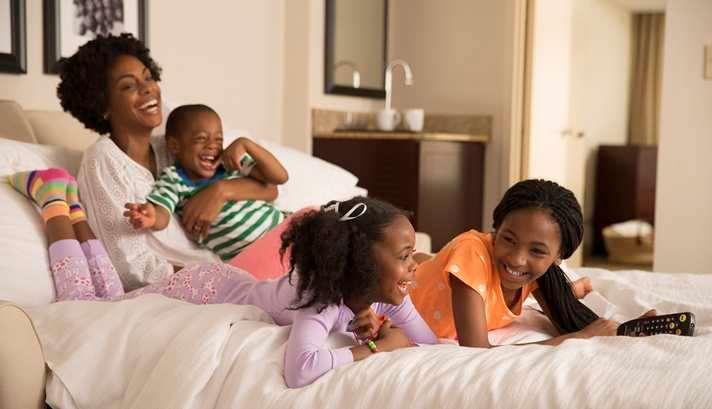 6 Phoenix, Az - Sky Harbor Hotel 2*