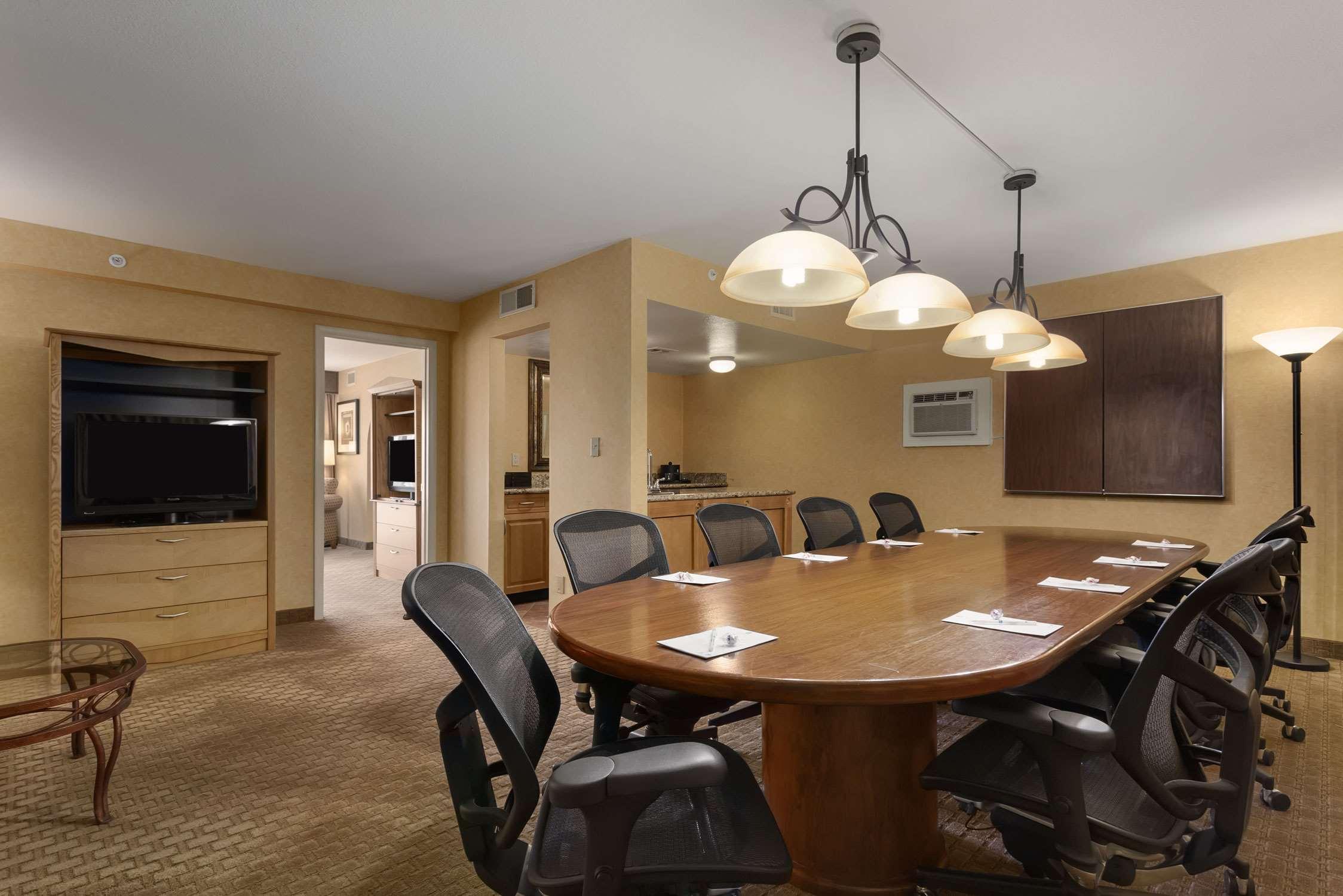 6 Phoenix, Az - Sky Harbor Hotel 2*