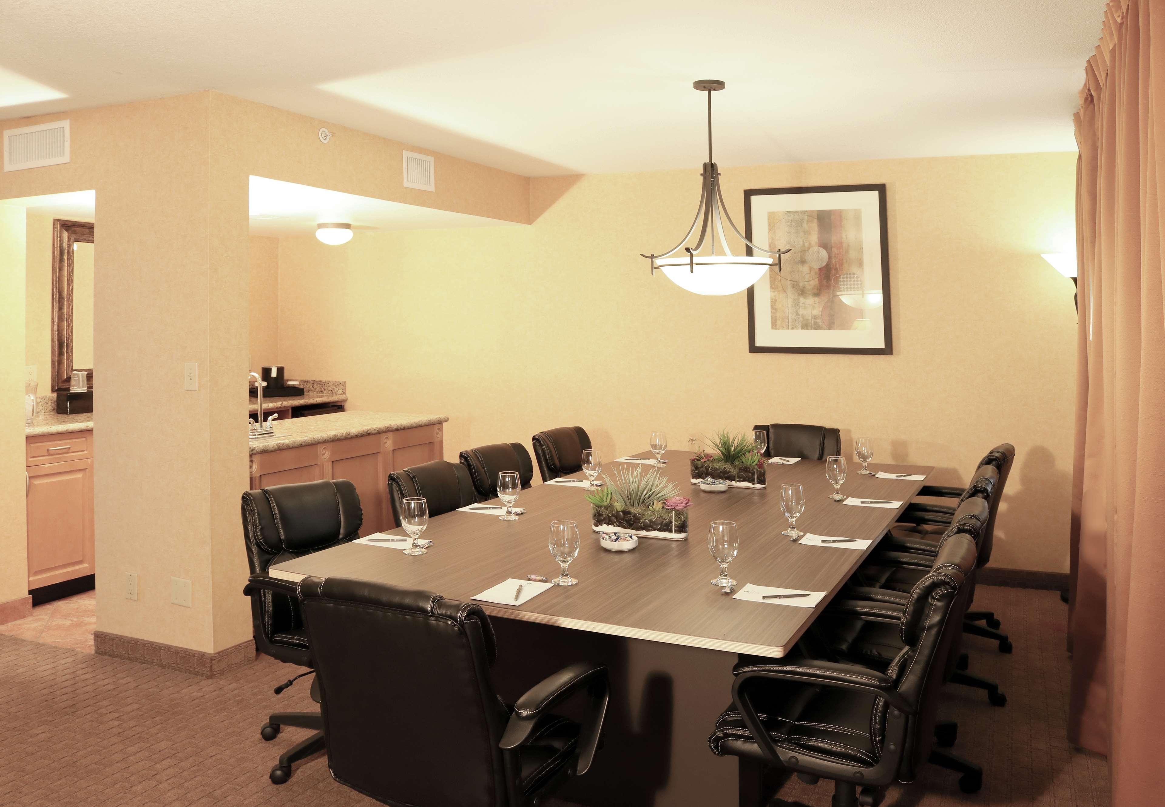 6 Phoenix, Az - Sky Harbor Hotel Phoenix
