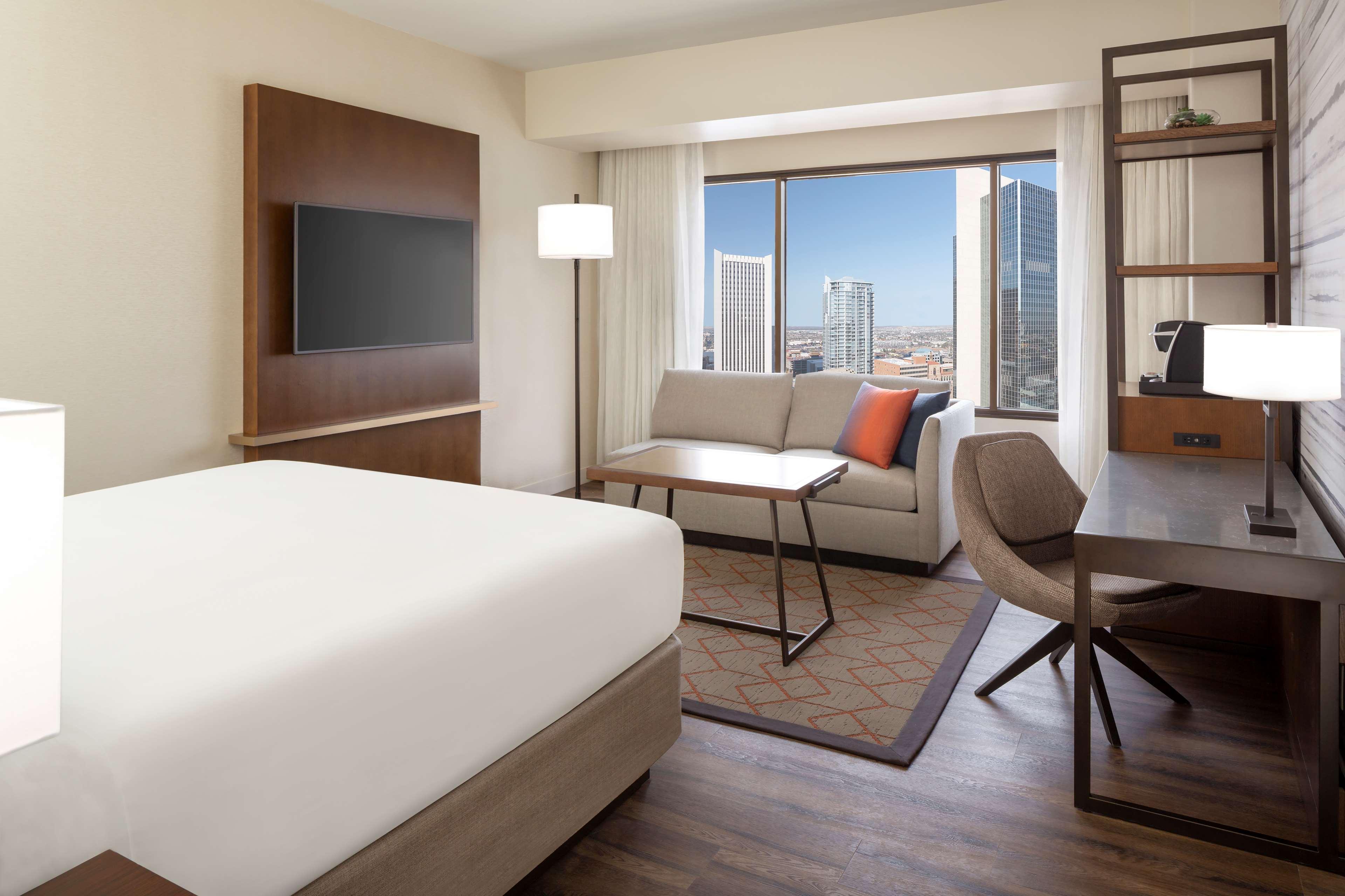 Hyatt Regency Hotel 4*