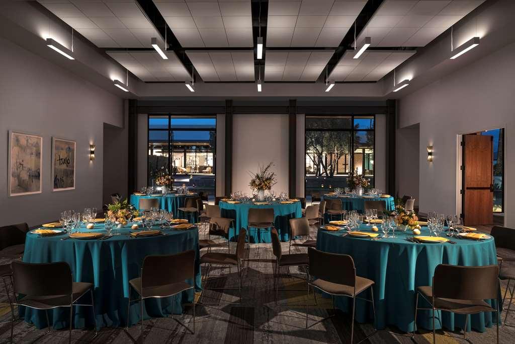 Greentree West Hotel 3*