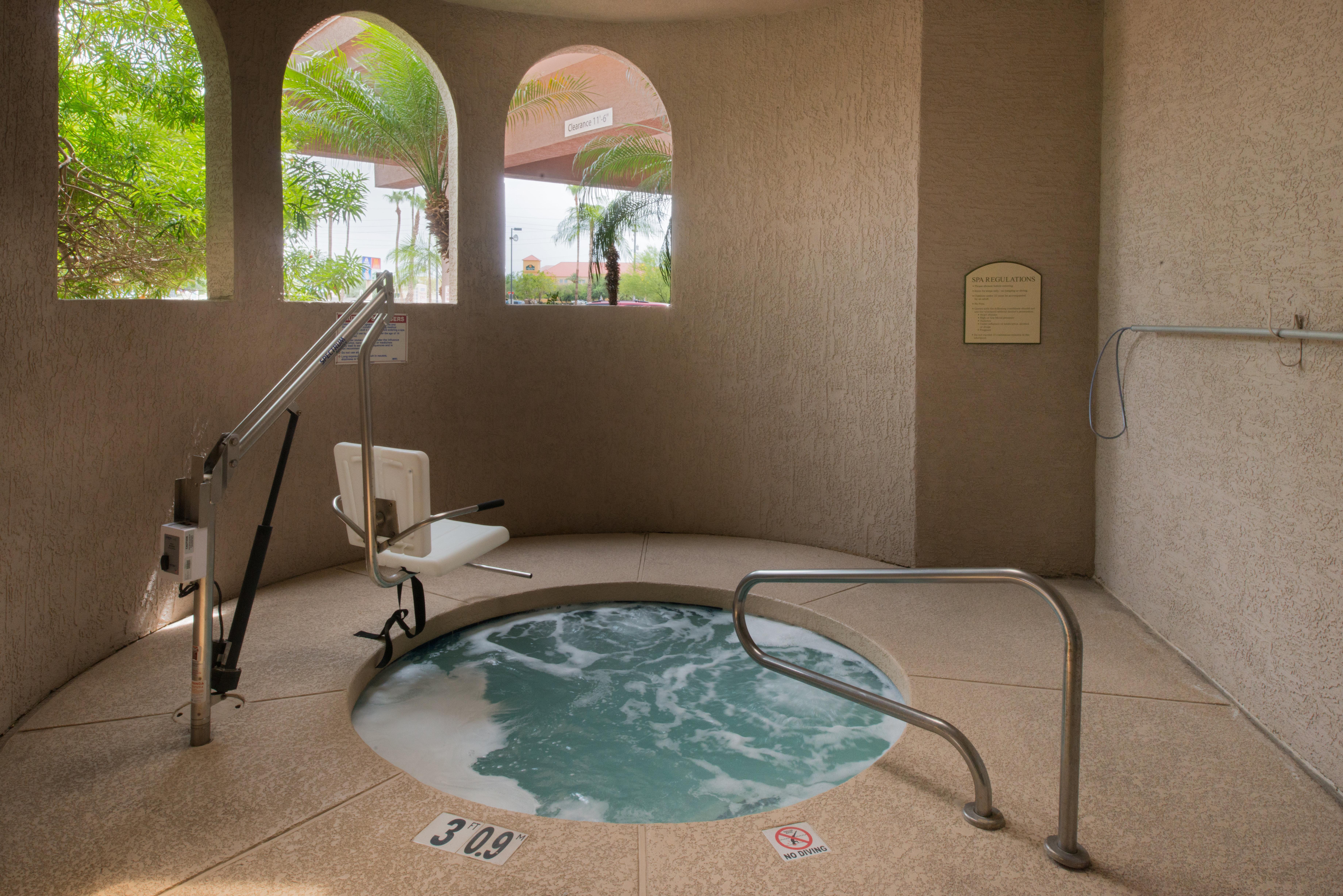 Greentree West Hotel 3*