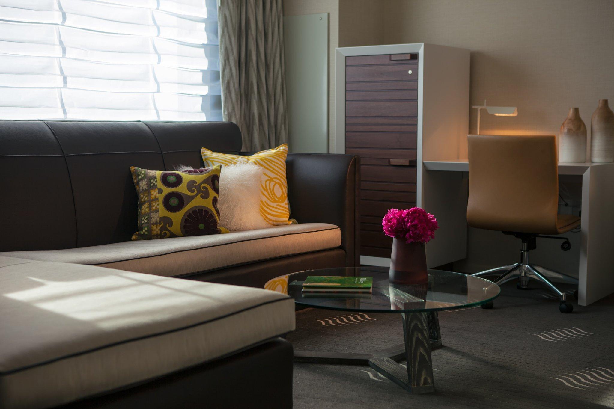 Kimpton Palomar Cityscape By Ihg