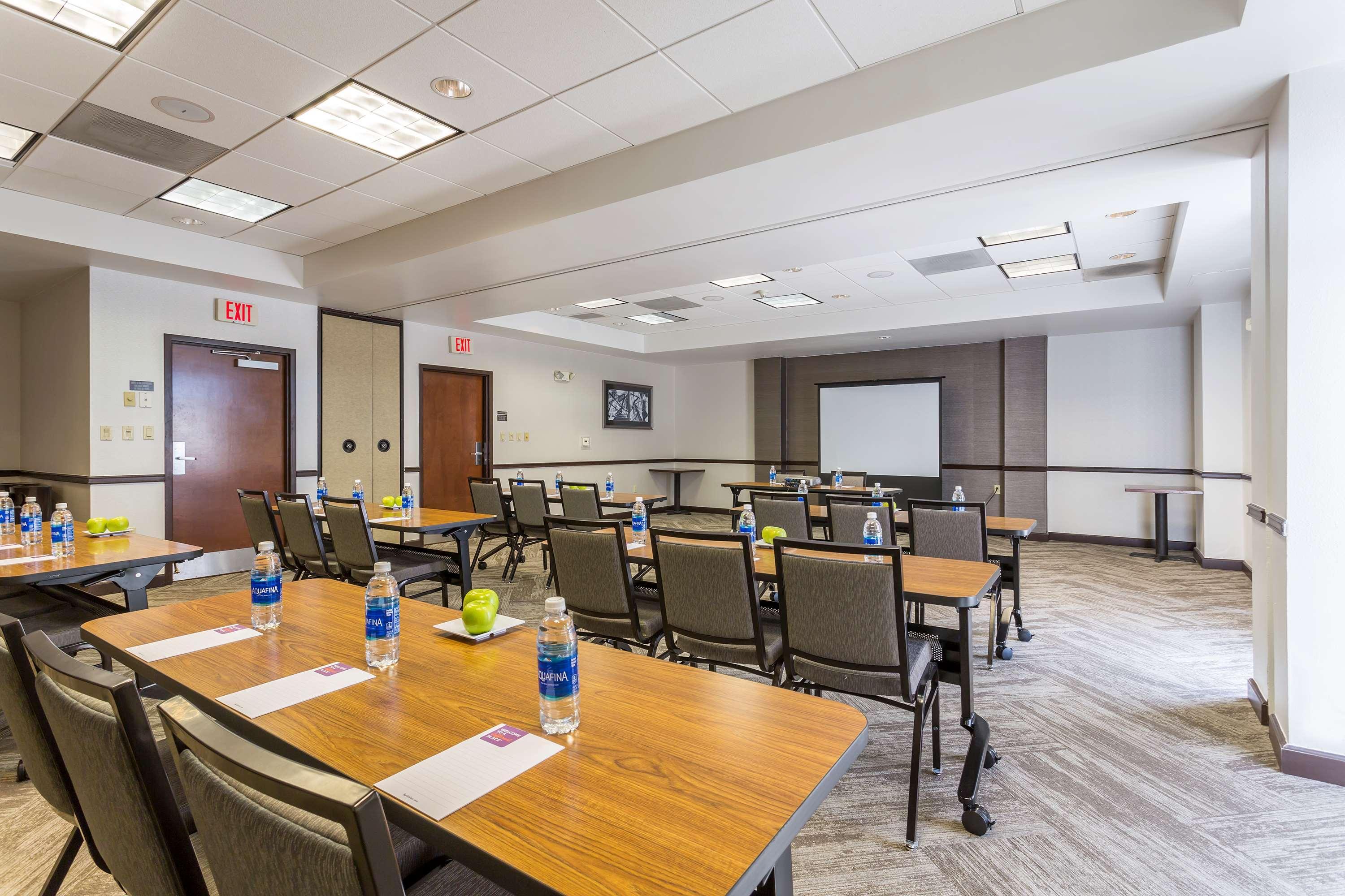 Hyatt Place Phoenix-north Hotel 4*