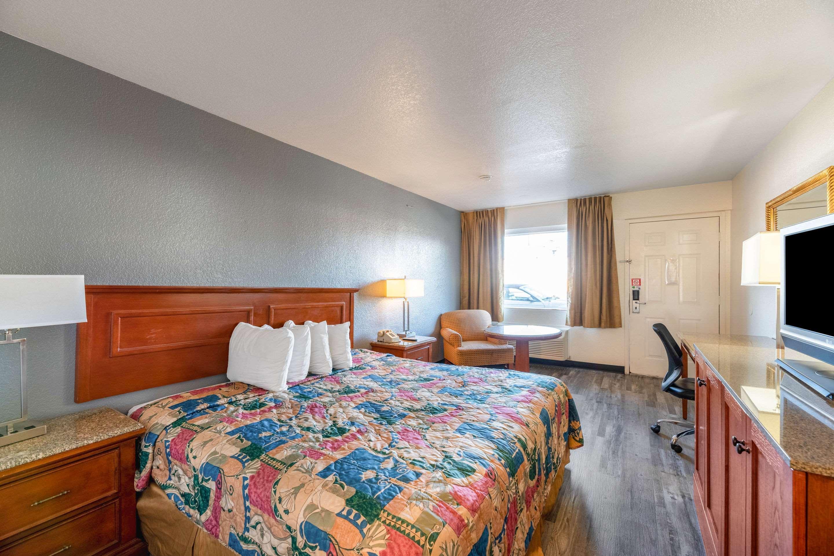 Econo North I-17 Lodge Phoenix