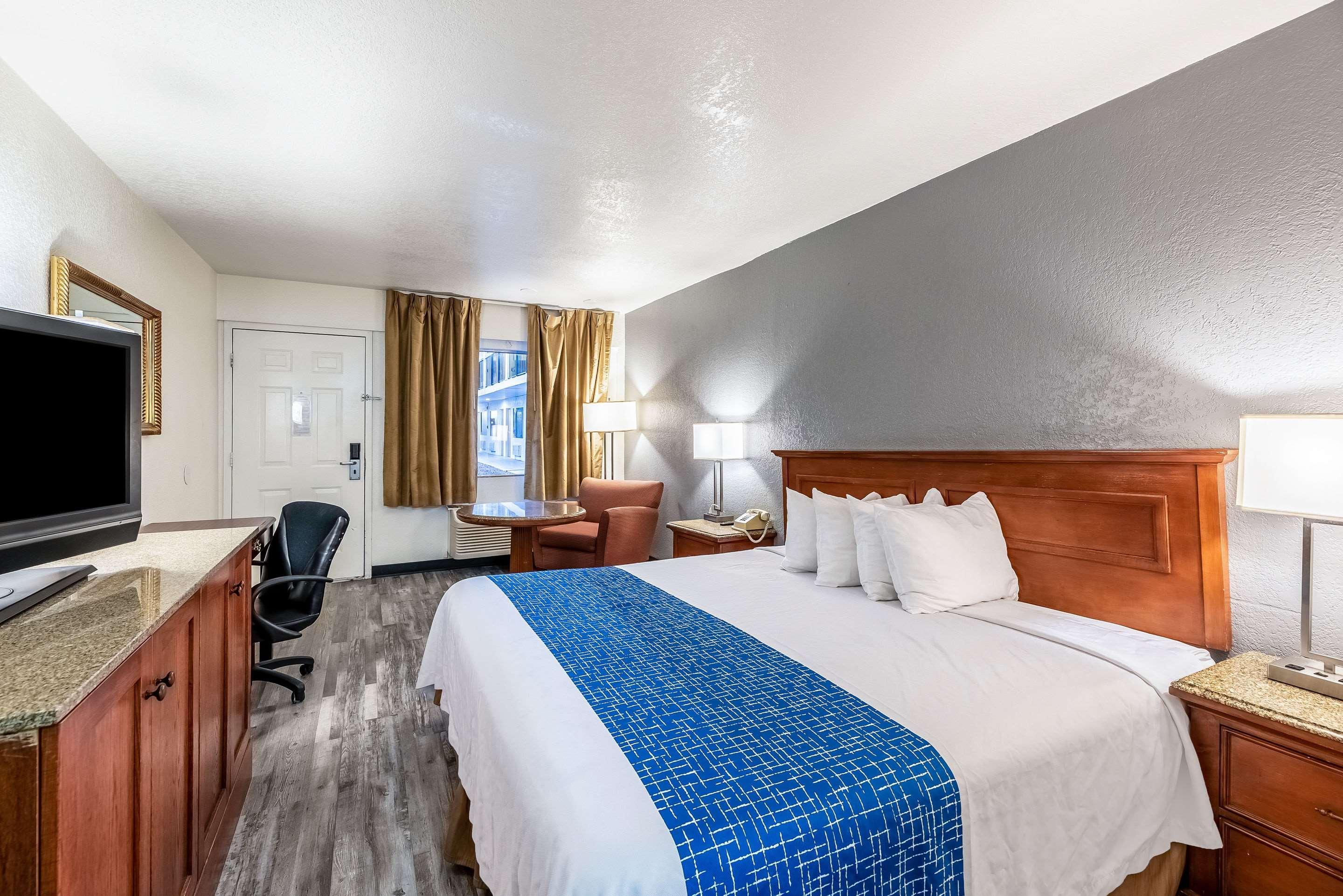 Econo North I-17 Lodge