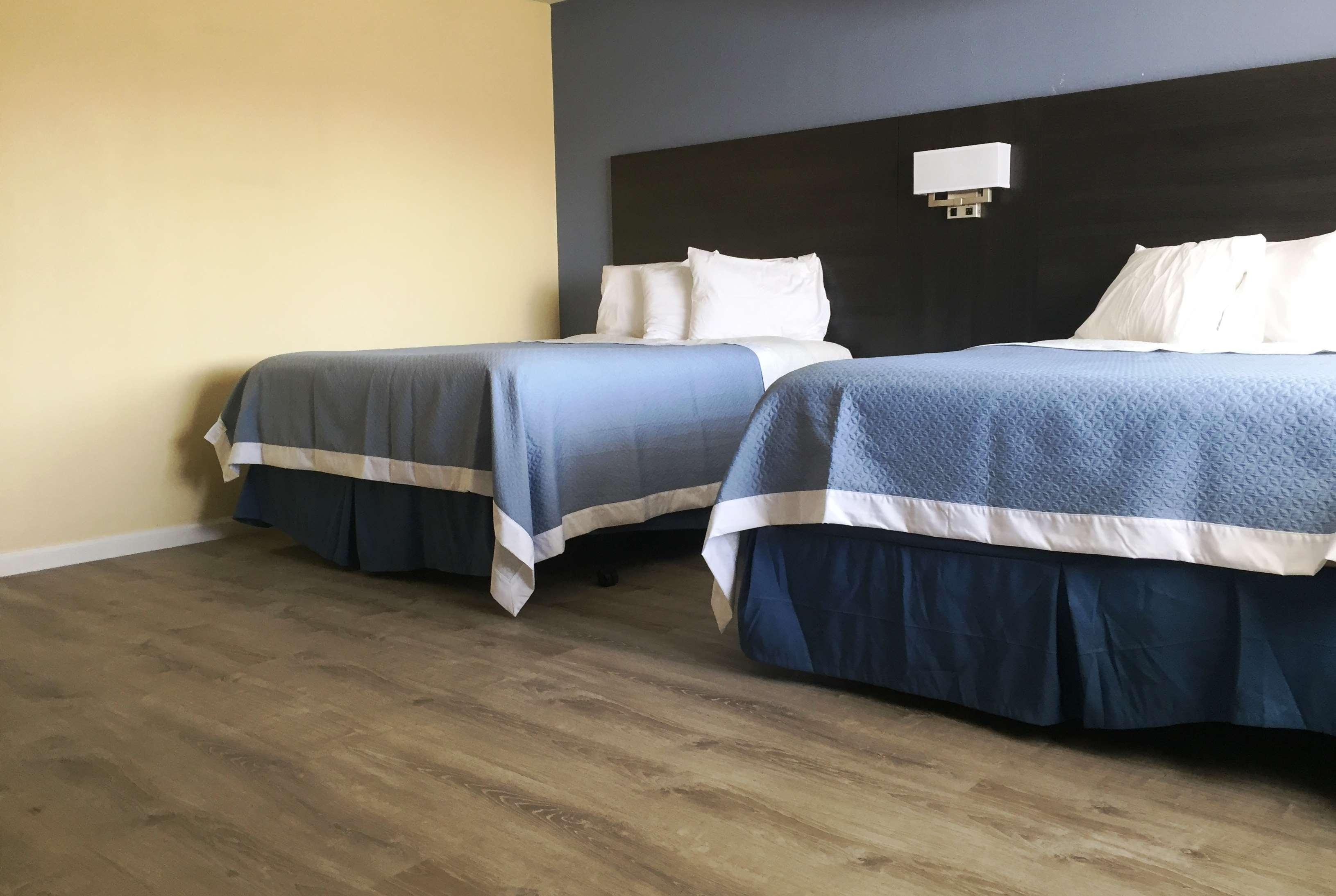 Hotel Days By Wyndham Airport -