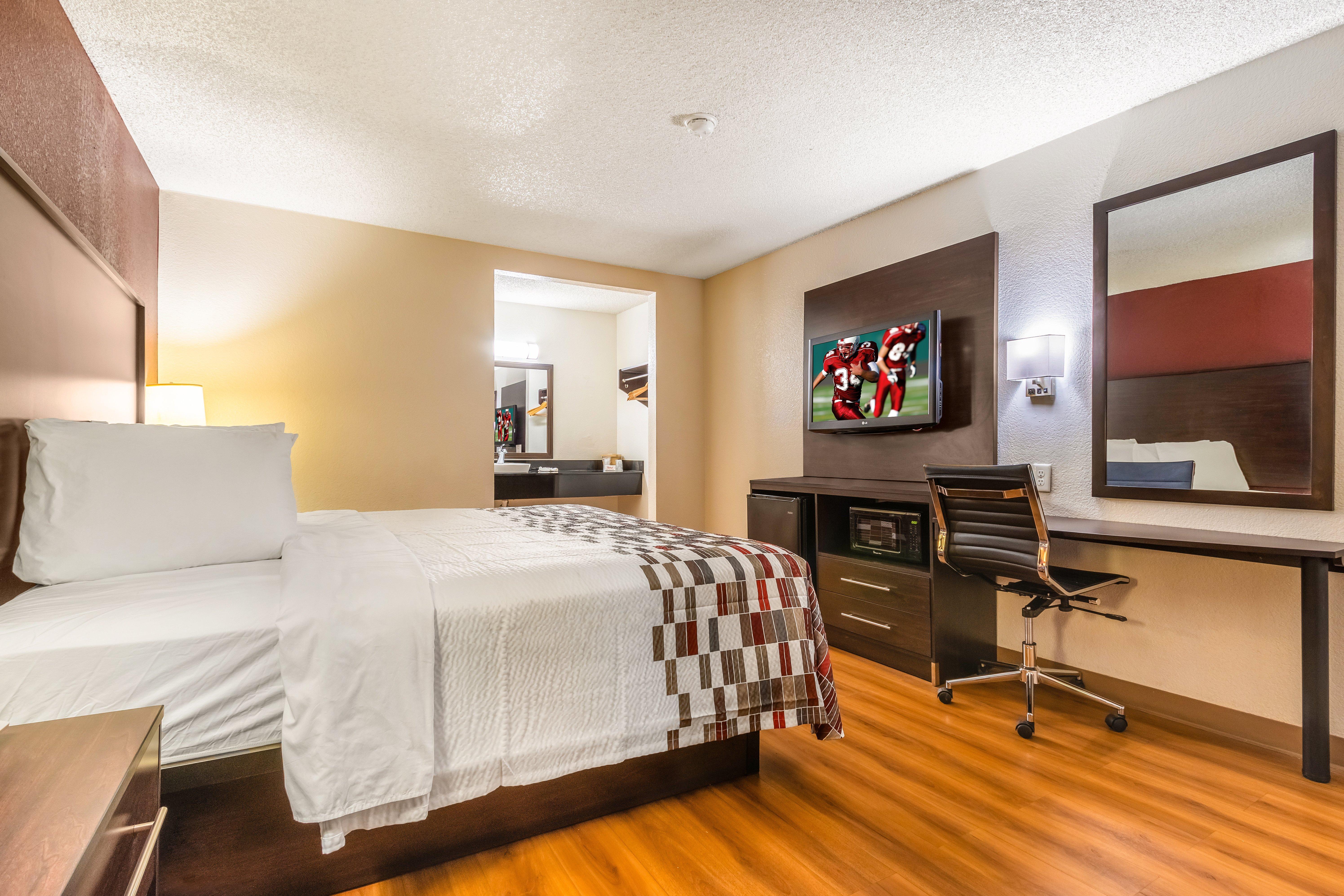 Red Roof Phoenix- Midtown Inn 2*