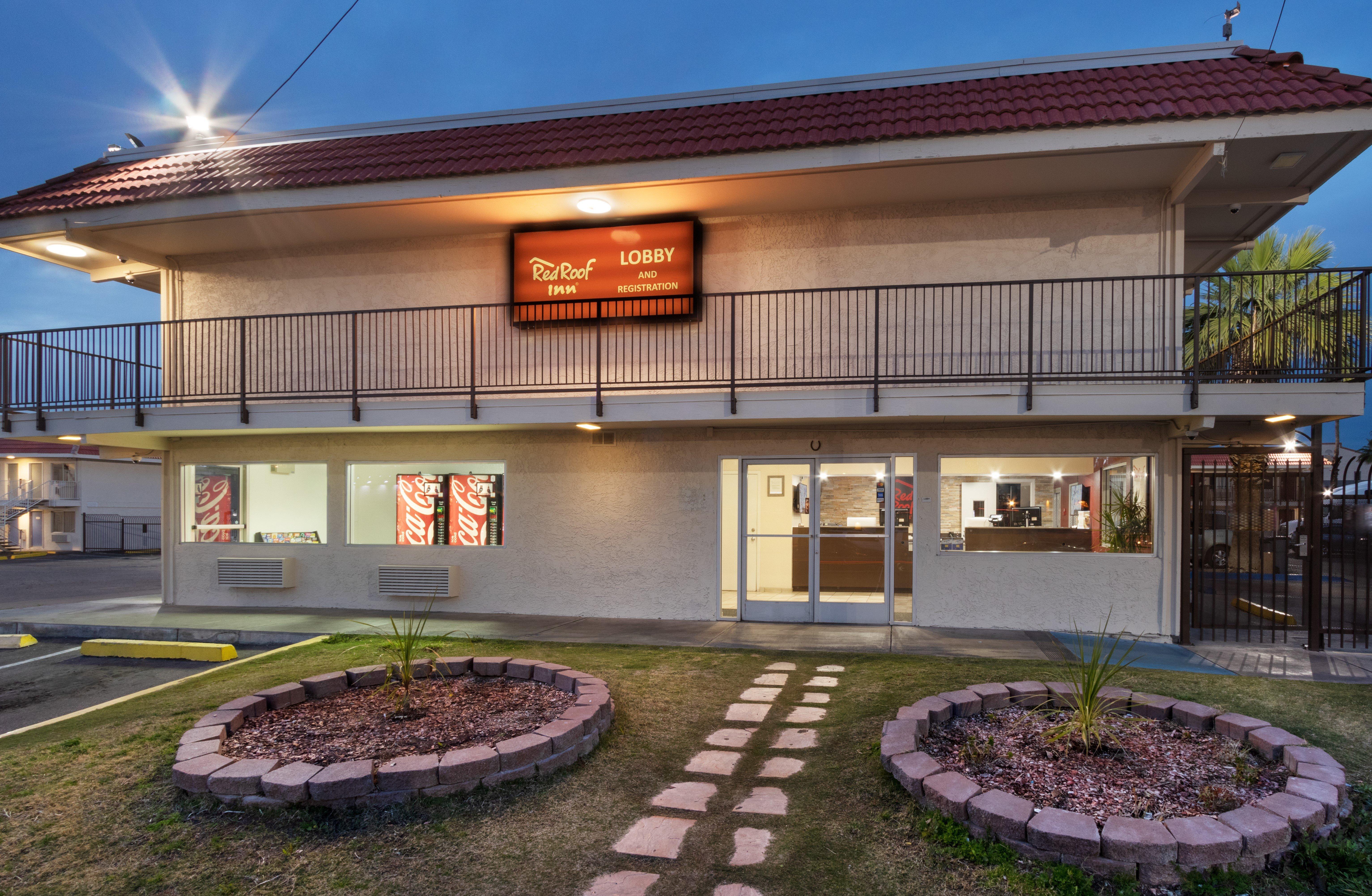 Red Roof Phoenix- Midtown 2*